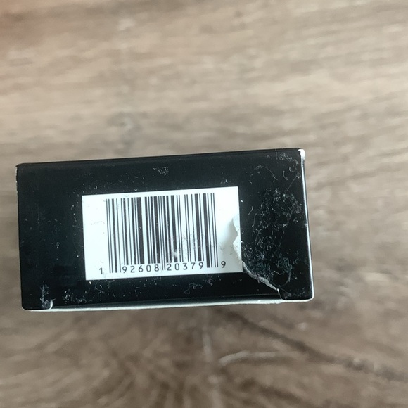 🟫 F5.90 Morphe Foundation Fluidity-F5.90 - Picture 6 of 13